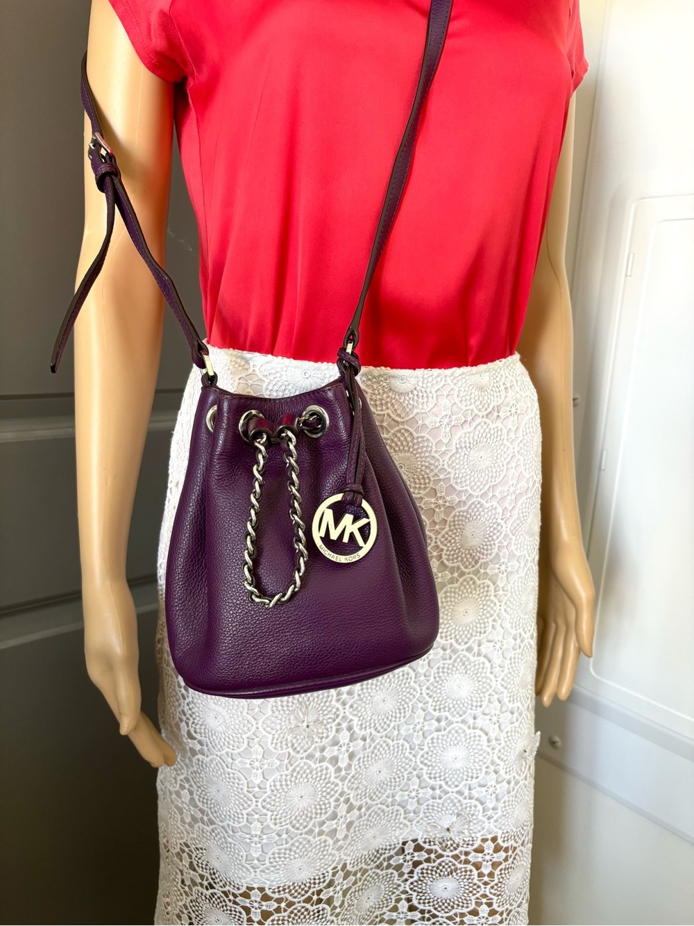 Michael Kors drawstring cross body handbag plum violet purple genuine leather